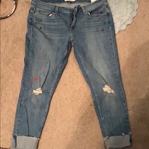 a sassy pair of rolled cuff jeans